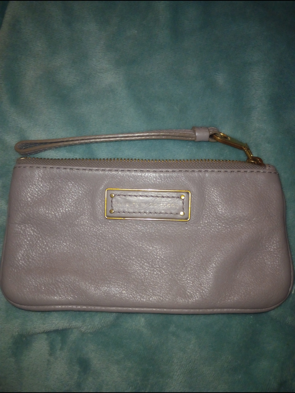 Marc by Marc Jacobs Light Gray Leather Wristlet with Gold Hardware
